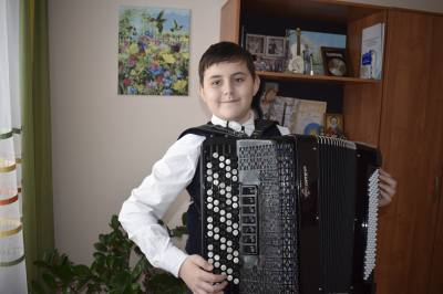 Вартовчан приглашают на сольный концерт «Обыкновенное чудо»