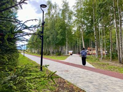 Завершается благоустройство парка Победы и улицы Пионерской в Нижневартовске /ФОТО/
