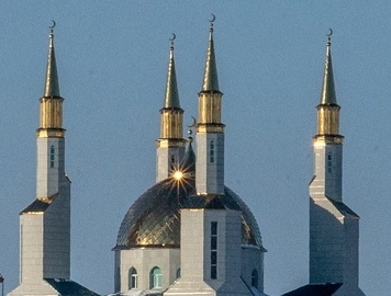 Поздравление председателя Думы города Алексея Сатинова с праздником Ураза-байрам