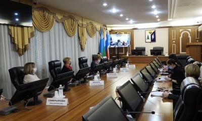 Жители региона обсуждают проект Стратегии социально-экономического развития Югры 