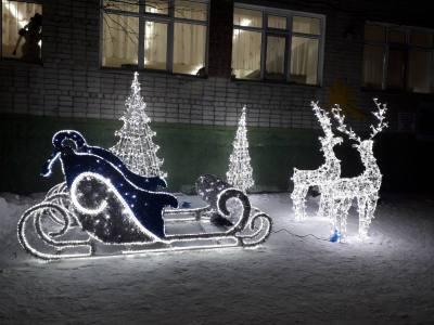 Украсим город к Новому году Украсим город к Новому году