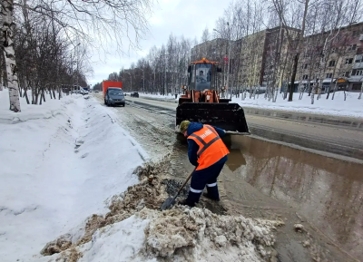 В Нижневартовске проводят противопаводковые мероприятия 