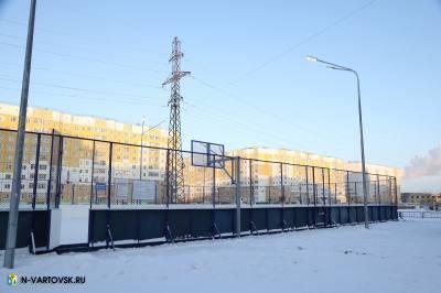 Новая спортивная площадка за улицей Ханты-Мансийской /ФОТО/