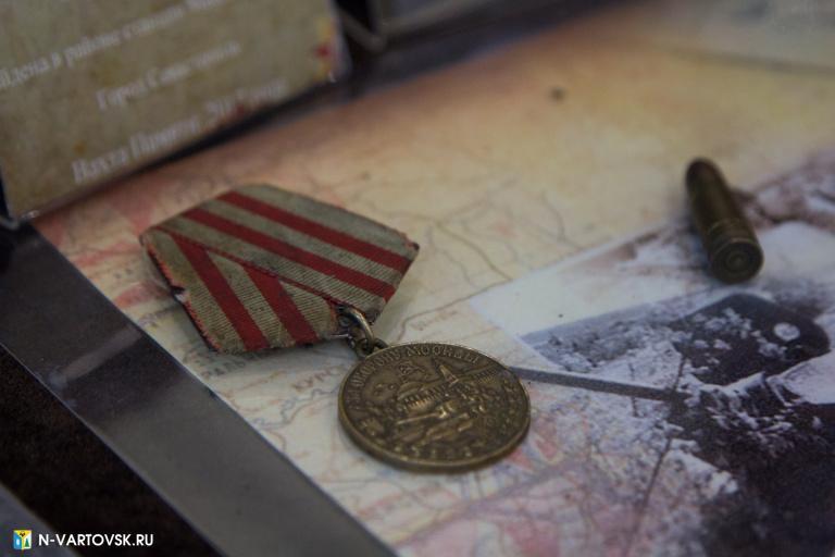 "никто не вернётся". стих омский госпиталь. роберт рождественский омский госпиталь. сорок трудный. сорок трудный год омский госпиталь.