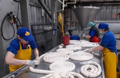 На депутатском контроле: работа местных товаропроизводителей