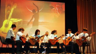 Для самых дорогих и прекрасных в мире»