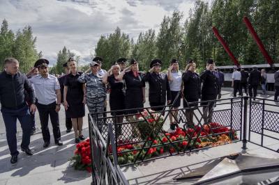 В Нижневартовске почтили память павших в годы Великой Отечественной войны /ФОТО/