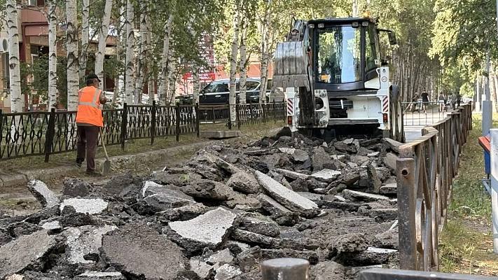 Новости:  Комплексное благоустройство площади Нефтяников и проспекта Победы 