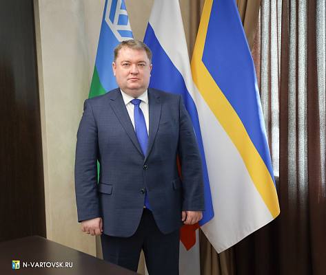 Новости:  Поздравление главы города Дмитрия Кощенко с Днем Победы 