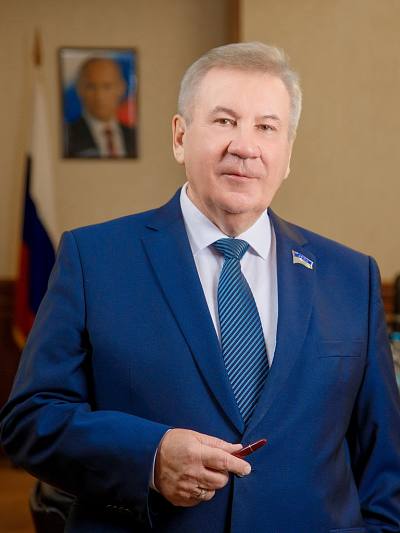 Новости:  Поздравление председателя Думы Ханты-Мансийского автономного округа – Югры Бориса Хохрякова c Днем защитника Отечества 