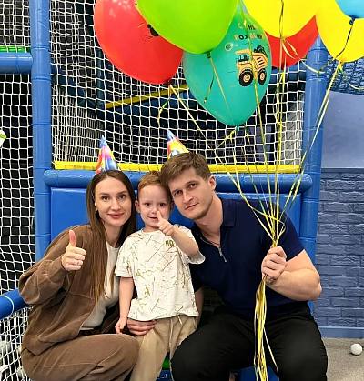 Новости:  История семьи Николая и Анастасии Карауш 