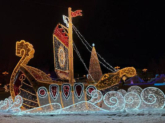 Новость дня: Открытие новогодних городков в Нижневартовске     