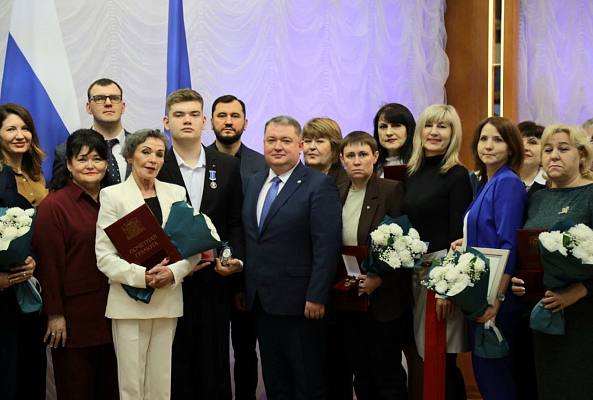 Новость дня: В Нижневартовске вручили награды в честь 95‑летия Югры