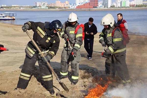 Новости:  Ликвидация ЧС: в Нижневартовске проходят учения 
