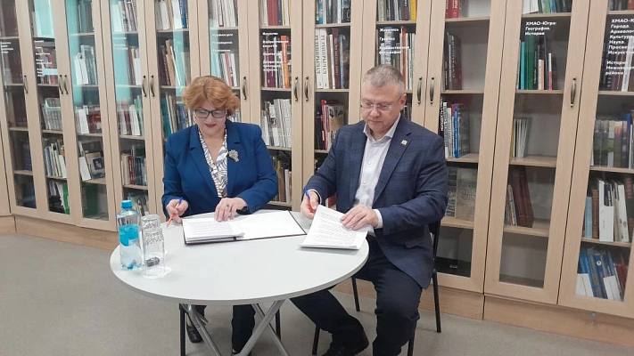 Новости:  В Нижневартовске подписано соглашение о стратегическом партнерстве между Союзом журналистов и краеведческим музеем 